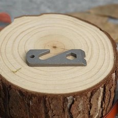 티타늄 다기능 병따개 휴대용 열쇠고리 파라코드 펜던트, 1개