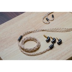 Fiio LC-RE 耳機升級線，三元線，3.5/2.5/4.4mm 可換接頭, 1個, MMCX
