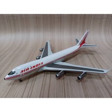 Herpa Wings 1/500 印度航空 Boeing 747-200 50周年退役紀念塗裝, 1個