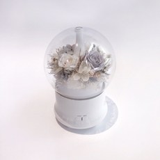 Floraflower 純白色系永生花薰香機〖實用禮物〗夜燈 水氧機 擴香 生日 情人節 母親節 畢業 開幕禮 精美禮物, 1個, 無需加購(不含禮盒)