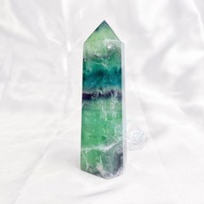 мσσи_нασ ᙏ̤̫͚ 藍52 螢石柱 羽毛體 方塊體 海岸感 帶大片彩虹光 藍螢石 綠螢石, 1個