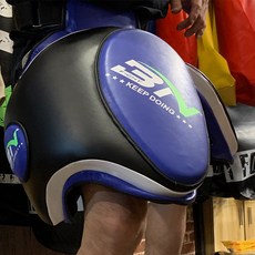 BN FIGHT 護大腿靶 拳擊泰拳散打搏擊側踢訓練護具, 1個, 藍色左腿(單入)