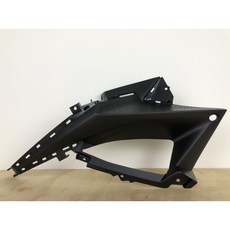 YAMAHA R15 V3 R155 左側蓋 BK6-F117V-00, 1個
