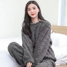 法蘭絨保暖睡衣組 320G加厚北極絨居家服