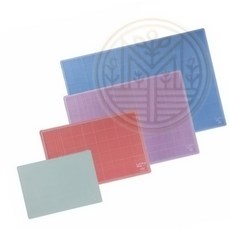 소형 커팅매트 A4 300x215mm 보라 투명 재단용 빠른배송 커터보드 절단판 사무기기