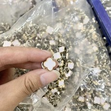 窗簾配件 花扣 免釘釦 固定扣 金屬鈕釦 輔料配飾, 1個, 四葉花白色中針款,30個