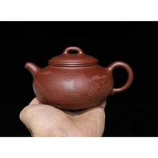 樂陶軒 吳敏峰 過橋仿古 原礦老紫泥 雙刀刻 宜興紫砂壺 360cc, 1個