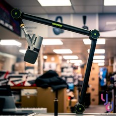 SM7B 動圈式麥克風 專業錄音室麥克風 直播錄音人聲麥克風 附棉套 公司貨 2年保固, Shure原廠懸臂+PF04防噴(宅配)