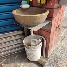 鵬宗小舖 台灣製 手拉坏陶瓷洗手盆 洗手台 面盆 洗臉盆 (有孔/無孔), 陶藝色34CM盆無孔