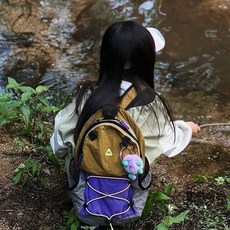 新款戶外登山包超輕揹包耐磨大容量書包輕便旅行男女時尚雙肩包, 紫色