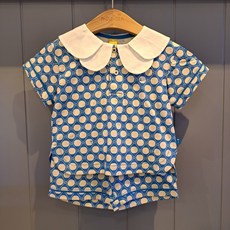 모이몰른 (NC광명점) 클로반팔상하 M252STB04P 이중 카라가 유니크한 반팔 상하복 입니다.