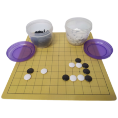 入門兒童圍棋經濟套組 (含棋盤棋子棋罐) 初學者適用 經濟實惠 方便攜帶, 棋盤+棋子(黑白各90顆)+塑膠棋罐