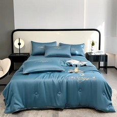 봄 여름 가을 사계절 이불 (력셔리 소프트 호텔 수준 실크 이불 1개)