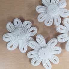 리빙데코 돌돌이장식핀 4개세트