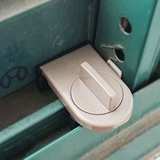 창문안전장치 창문 잠금장치 갈색 잠금장치 스토퍼 창문잠금장치 열림방지 창문락 윈도우락 안전고리 창문스토퍼 창문열림방지 방범장치+커머스연구소Shop, 빠른배송