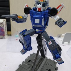 [출시] STAR TOYS 스타토이즈 ST-02 ST02 트랜스포머 타이어 트래커 트랙스 액션 피규어, 1개