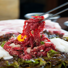 대한농부 배터지는 1++한우 육회 + 소스증정, 1개, 300g