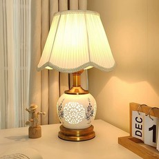 세라믹 침실 단스탠드 도자기 테이블 협탁 무드 조명, 리모컨 스위치, 패브릭 레이스 갓 스타일
