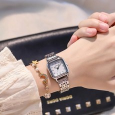 小眾品牌石英錶 女士時尚方形鏈條學生手錶 簡約氣質防水手錶