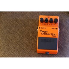 BOSS MD-2 Mega Distortion 破聲效果器, 1個