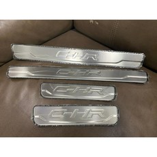 TOYOTA C-HR 專用 白金門檻踏板 一組4片