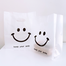 꼬모멜로소 손잡이 반투명 비닐 쇼핑백 간식 포장 비닐백 비닐봉투, 50매, 스마일