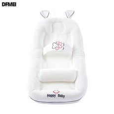 DFMEI 嬰兒防吐奶斜坡墊寶寶牀中牀新生兒斜坡枕防驚跳安撫哄睡躺喂神器, 威爾士白-升級加大4檔調節-秒變牀中牀