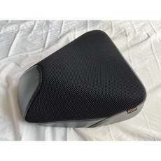 大樂DOLLAR專用隔熱坐墊套(前)