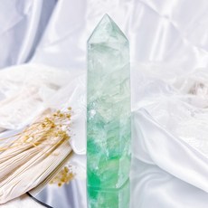 мσσи_нασ ᙏ̤̫͚ 紅108 螢石柱 冰感高透 白綠漸層 方型蚊帶彩虹光, 1個