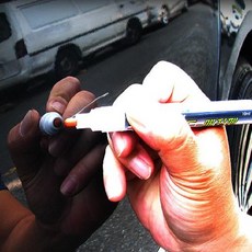 자동차 10ml 미세흠집제거제 스피드매직펜 미세흠집 복원 차량 관리 스크래치 제거 TLj06668 z18+845FQ