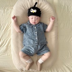 淺藍色幼童牛仔短袖套裝 男女寶寶適用 73cm (6-9個月)