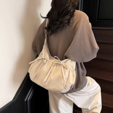 가벼운 대용량 나일론 스트링 크로스백 보부상 가방