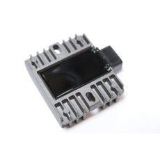 YAMAHA YZF R6 副廠外銷整流器 (2006-2016適用) 嘉義空拍自營門市, 1個