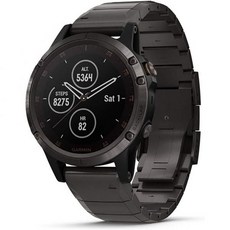 Garminfenix 5 Plus 프리미엄 멀티스포츠 GPS 스마트워치 컬러 토포 지도 심박수 모니터링 음악 및 비접촉식 결제 카본 그레이 티타늄이 특징입니다, 1개
