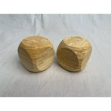 DAYEHFOAM 8cm EVA FOAM木紋骰子(無印圖案）（2個/組）, 8cm圓角木紋骰子(2pcs), 1個