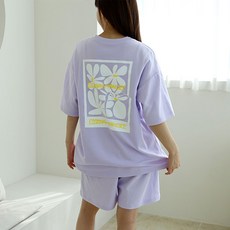 SOON2DLE 女花寫真套頭短袖短褲訓練套裝