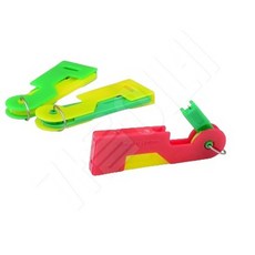 바늘귀꿰기 플라스틱 바늘실끼우개 1p