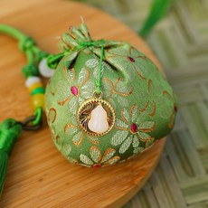 王政 刺繡香包 漢服荷包 汽車吊飾 艾草香囊, 1個, 綠色