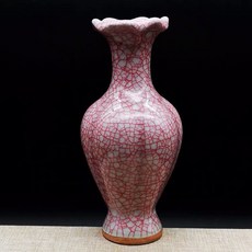 冰裂紋 雞血紅釉 瓜菱花口瓶, 如圖所示