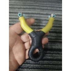 馬蹄三用單卡彈弓, 如圖所示, 1個