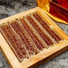 100% 국내산 벌집꿀 숙성꿀 밀랍꿀 벌꿀 2kg (선물용 추천) 상견례 답례품, 벌집꿀 고급 목함(선물용), 고급 보자기 포장, 1개
