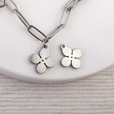 비즈아이 [8-105-06]써지컬스틸 펜던트 네잎클로버 10x11mm 1개