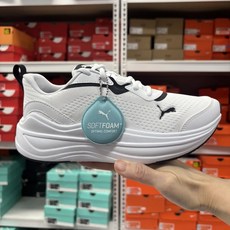 국내매장 푸마 발편한 슈즈 운동화 소프트라이드 화이트블랙