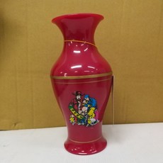 福壽圖案花瓶, 紅色