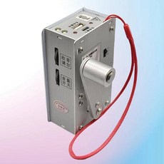 台灣出貨（影片觀看）手搖 發電 收 音 機 多功能 手電筒 點 火 器u s b充電應急裝備kwoyu, 1個, 本色