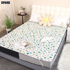 DFMEI 新款雪膚棉大牀墊嬰幼兒防漏尿隔尿墊柔軟加大經期生理期牀墊, 1個, 海洋森林【雪膚棉】