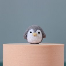 台灣出貨 新店優惠 diy 材料包 戳戳樂羊毛氈diy材料包手工制作 初學者小動物水豚掛件玩偶鑰匙扣, 1個, 【企鵝寶寶】材料包+工具+視頻教學