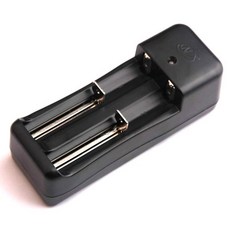 南孚環高雙槽雙充鋰電池充電器 18650電池適用 充滿自停3.7V, 1個