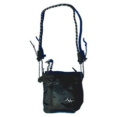 Anima Wanderer 水桶側背小包, 黑