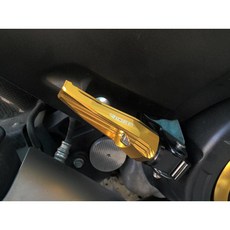 Ridea 12-16年 TMAX T-MAX 後座腳踏 後腳踏 腳踏桿, 紅, 1個